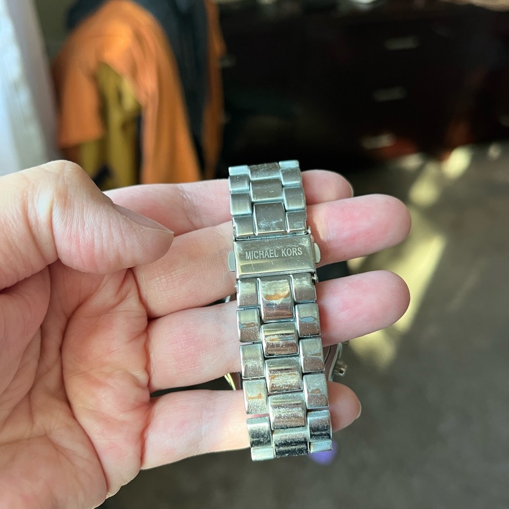 Michael Kors silver unisex watch - Picture 4 of 4